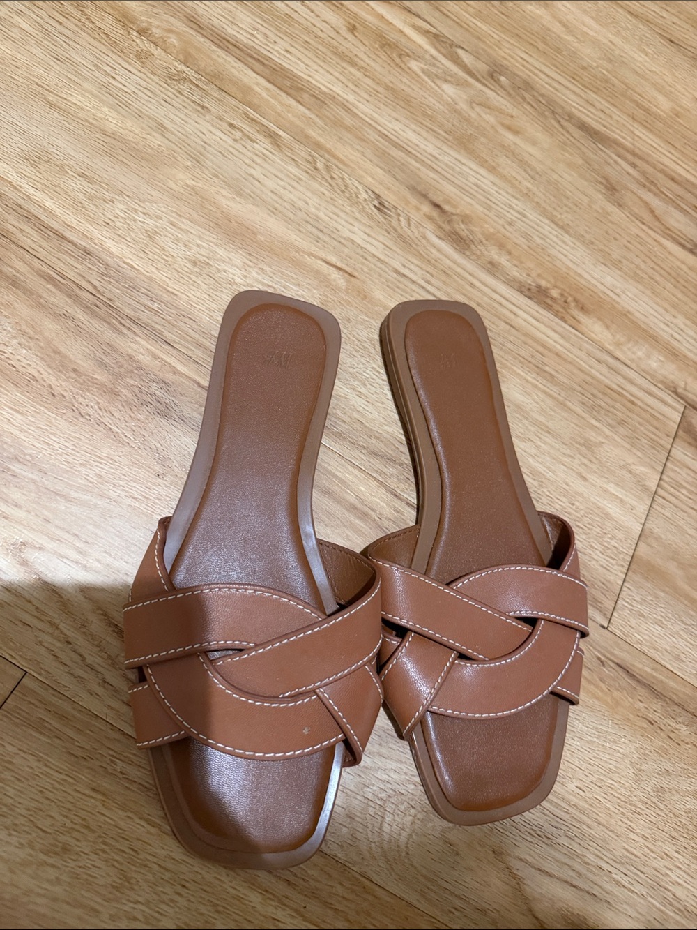 H&M sandals - Picture 2 of 3